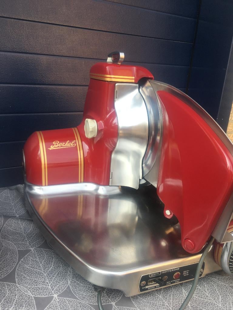 Inruil oude Berkel 834 snijmachine is mogelijk !!!, Huis en Inrichting, Ophalen, Zo goed als nieuw