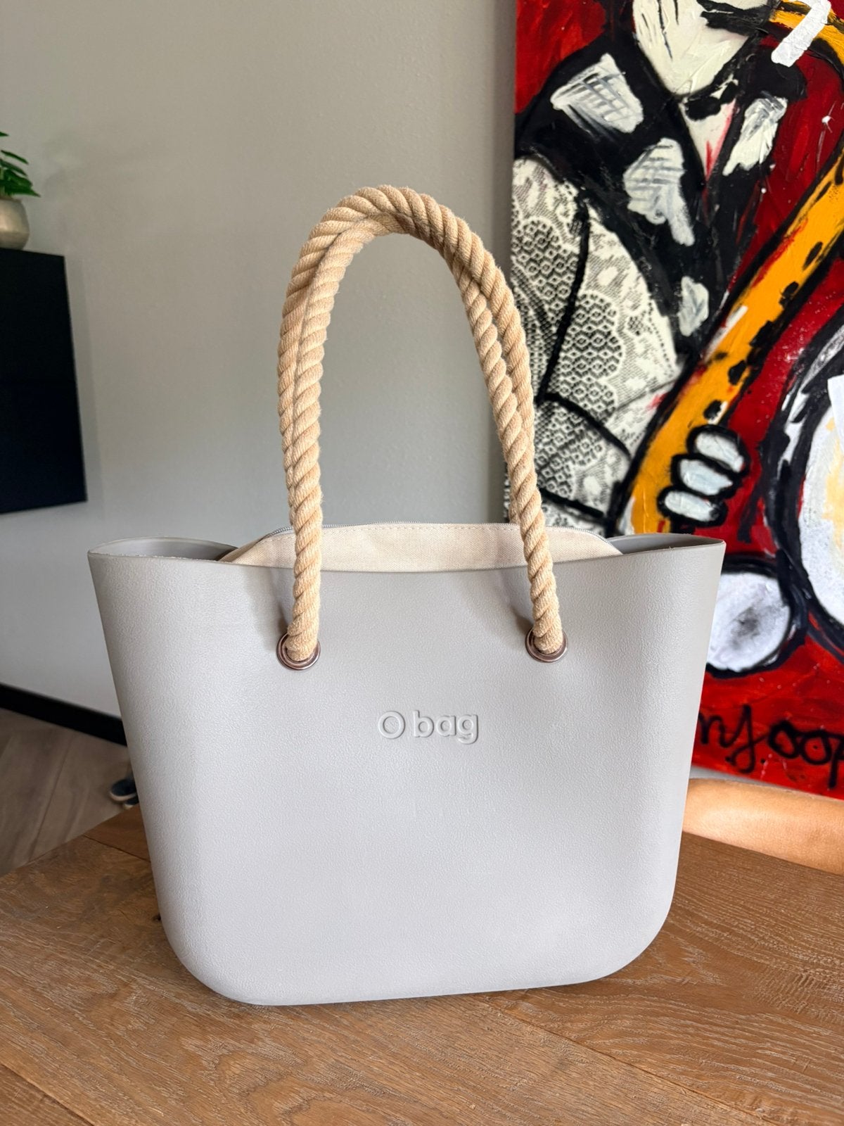 OBag Classic,  taupe kleur met zandkleurige binnentas., Sieraden, Tassen en Uiterlijk, Tassen | Damestassen, Ophalen, Zo goed als nieuw