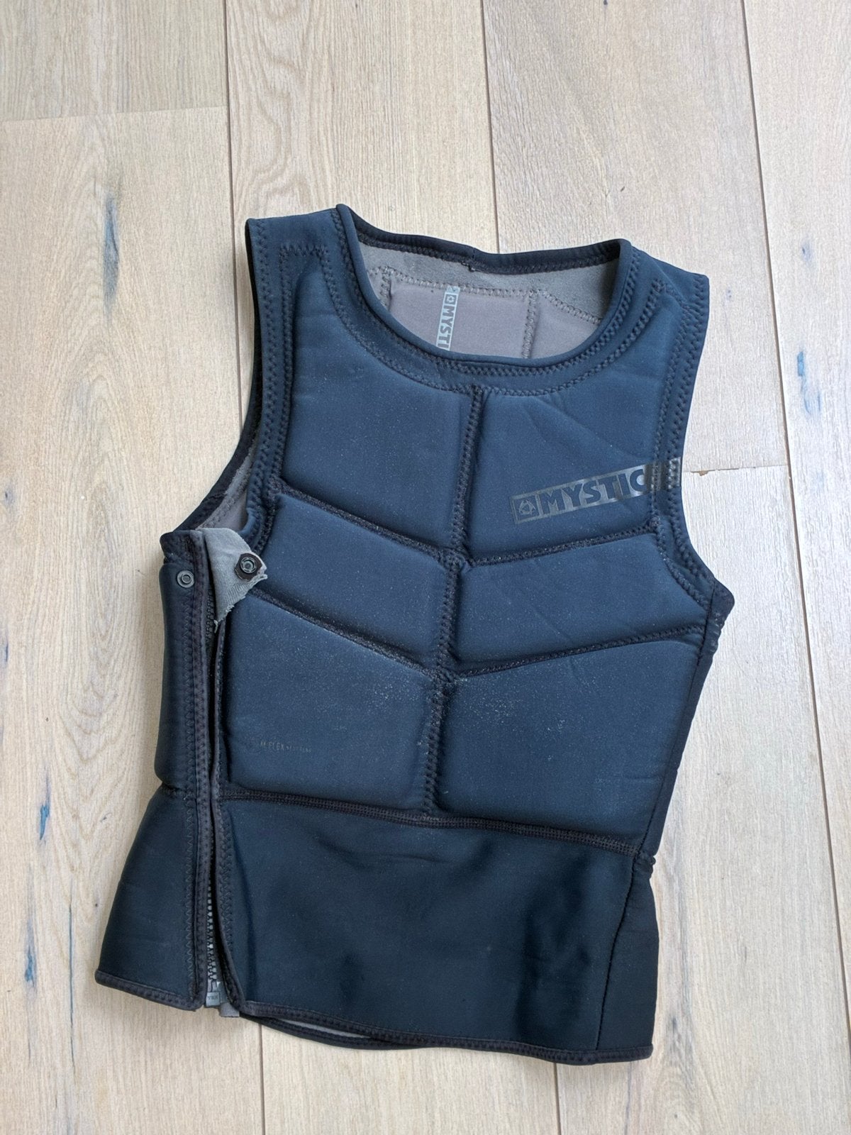 Mystic Impact Vest maat M, Watersport en Boten, Ophalen of Verzenden, Gebruikt, Dame of Heer, Reddingsvest of Zwemvest