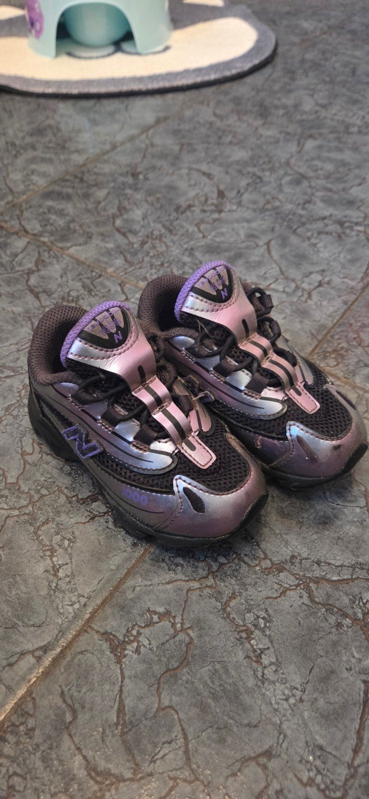 New Balance M1000 UNISEX Babyschoenen - Zwart/Indigo - 23.5, Schoentjes, Jongetje of Meisje, Ophalen of Verzenden, Zo goed als nieuw