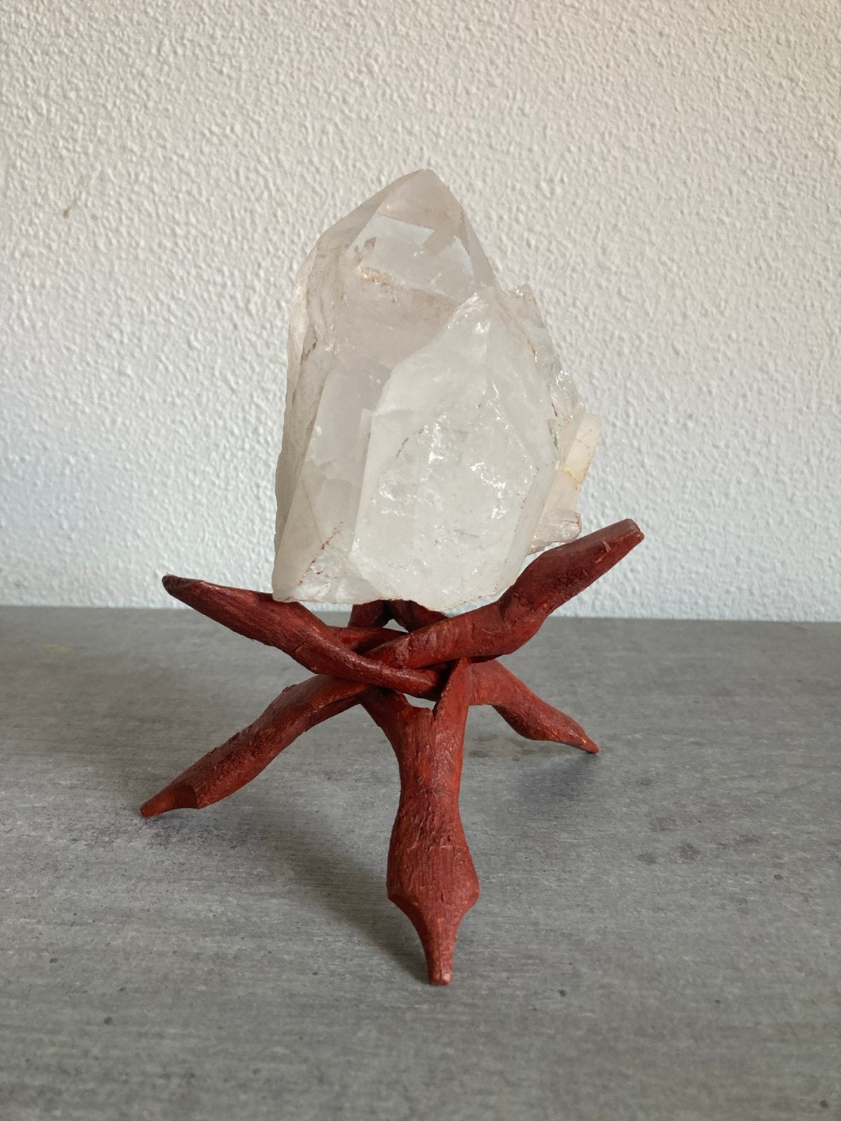 Grote Bergkristal 8x8x10cm op Houten Standaard, Ophalen of Verzenden, Mineraal