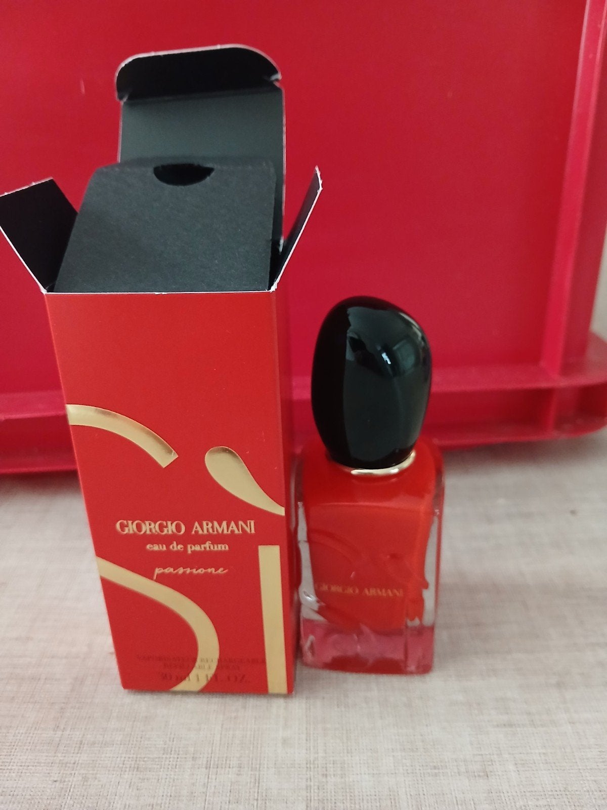 Giorgio Armani Sì Passione Eau de Parfum 30 ml, Ophalen of Verzenden, Zo goed als nieuw