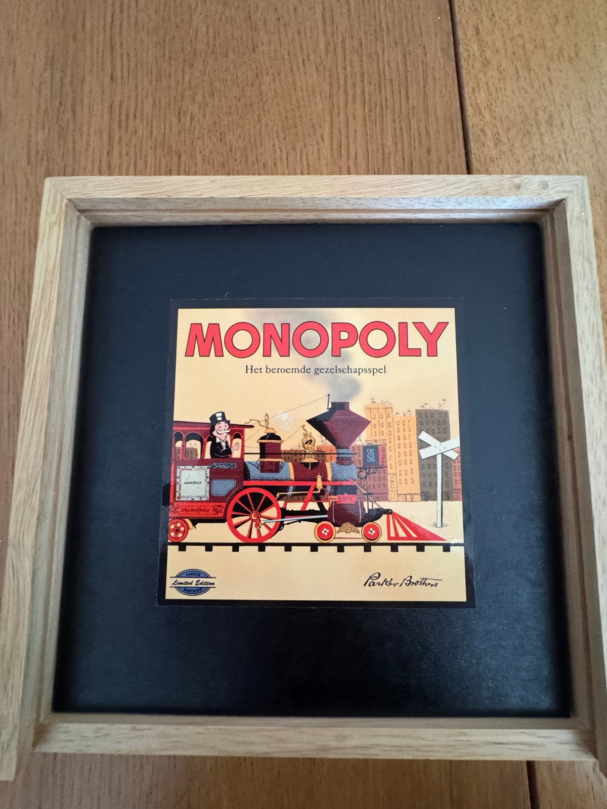 Monopoly Limited Edition in houten kist, Drie of vier spelers, Ophalen, Zo goed als nieuw