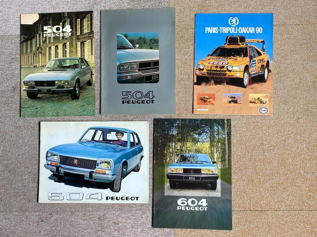 folder: PEOGEOT > 504 Coupe, 504, 604, Dakar, Onbekend, Ophalen of Verzenden, Zo goed als nieuw, Overige merken