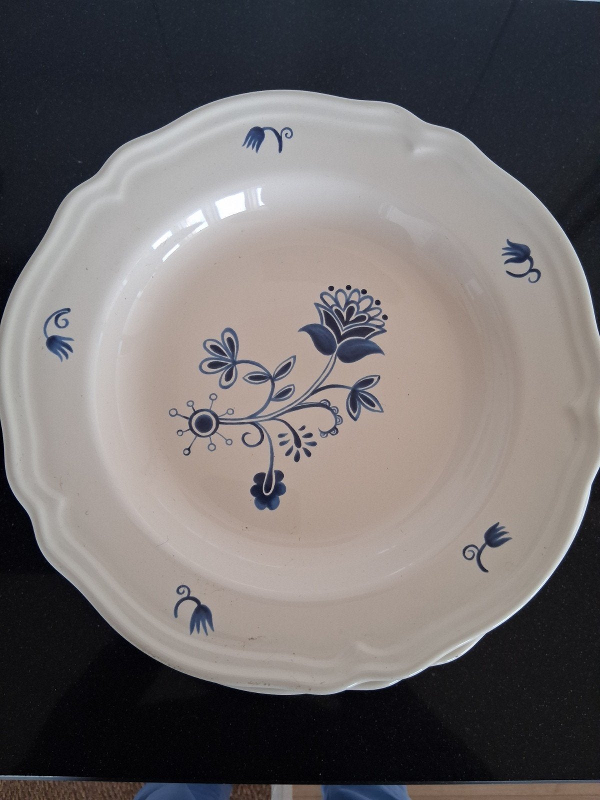 IKEA FÄRGRIK diep bord met blauw bloemmotief, 12 stuks, Ophalen, Gebruikt, IKEA, Bord(en)