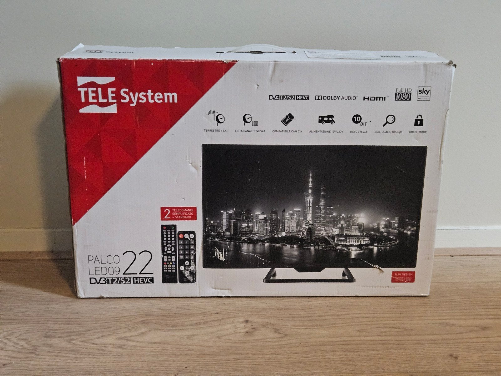 TeleSystem Palco 22 inch HD TV 12 Volt & 230V Camper / Boot, Ophalen of Verzenden, Zo goed als nieuw, Tv en Weergevers