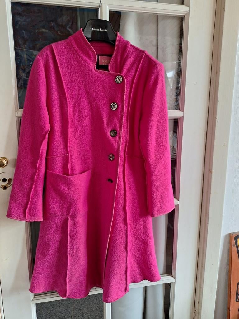 Roze dames pak maat 38, Maat 38/40 (M), Kostuum of Pak, Ophalen of Verzenden, Gedragen