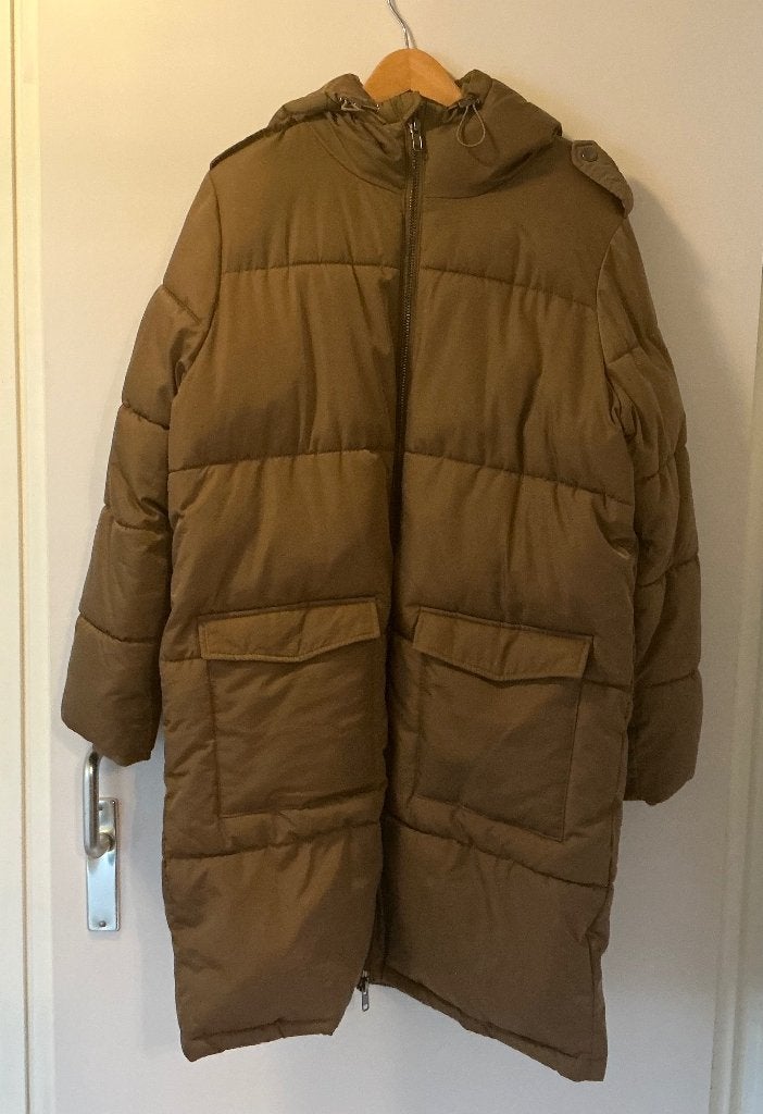 Winterjassen, Zwart, Maat 42/44 (L), Ophalen of Verzenden, Zo goed als nieuw