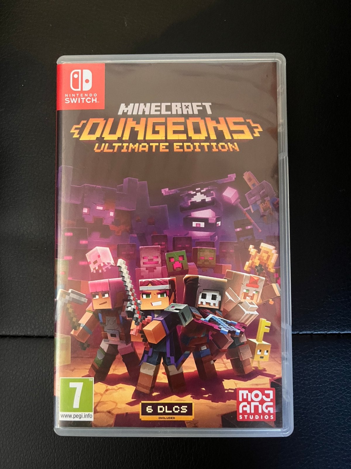 Minecraft Dungeons Ultimate edition, Spelcomputers en Games, Games | Nintendo Switch, Ophalen, Zo goed als nieuw, Eén computer