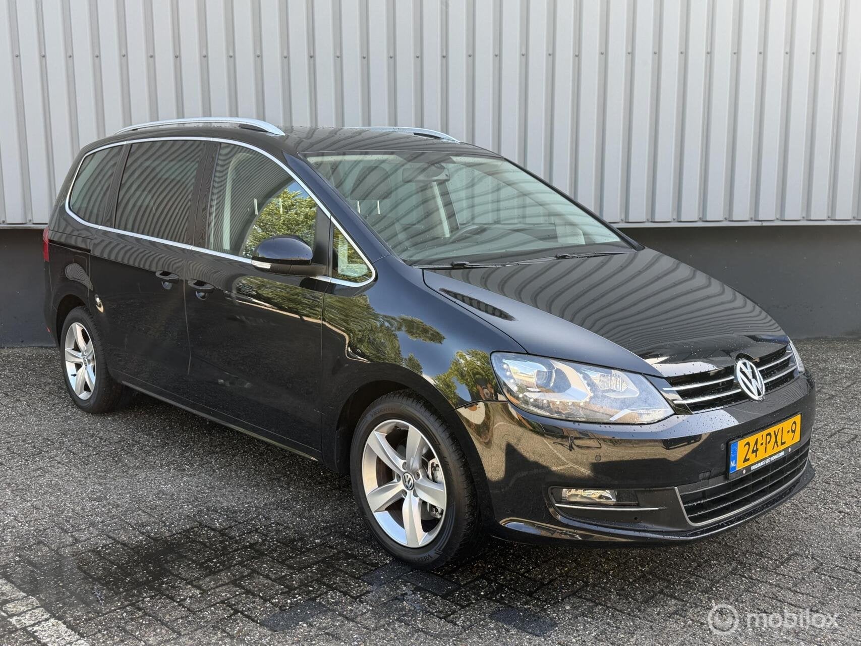 Volkswagen Sharan 2.0 TSI Highline 7p. DSG autom /Panorama, Euro 5, Gebruikt, 7 stoelen, Zwart