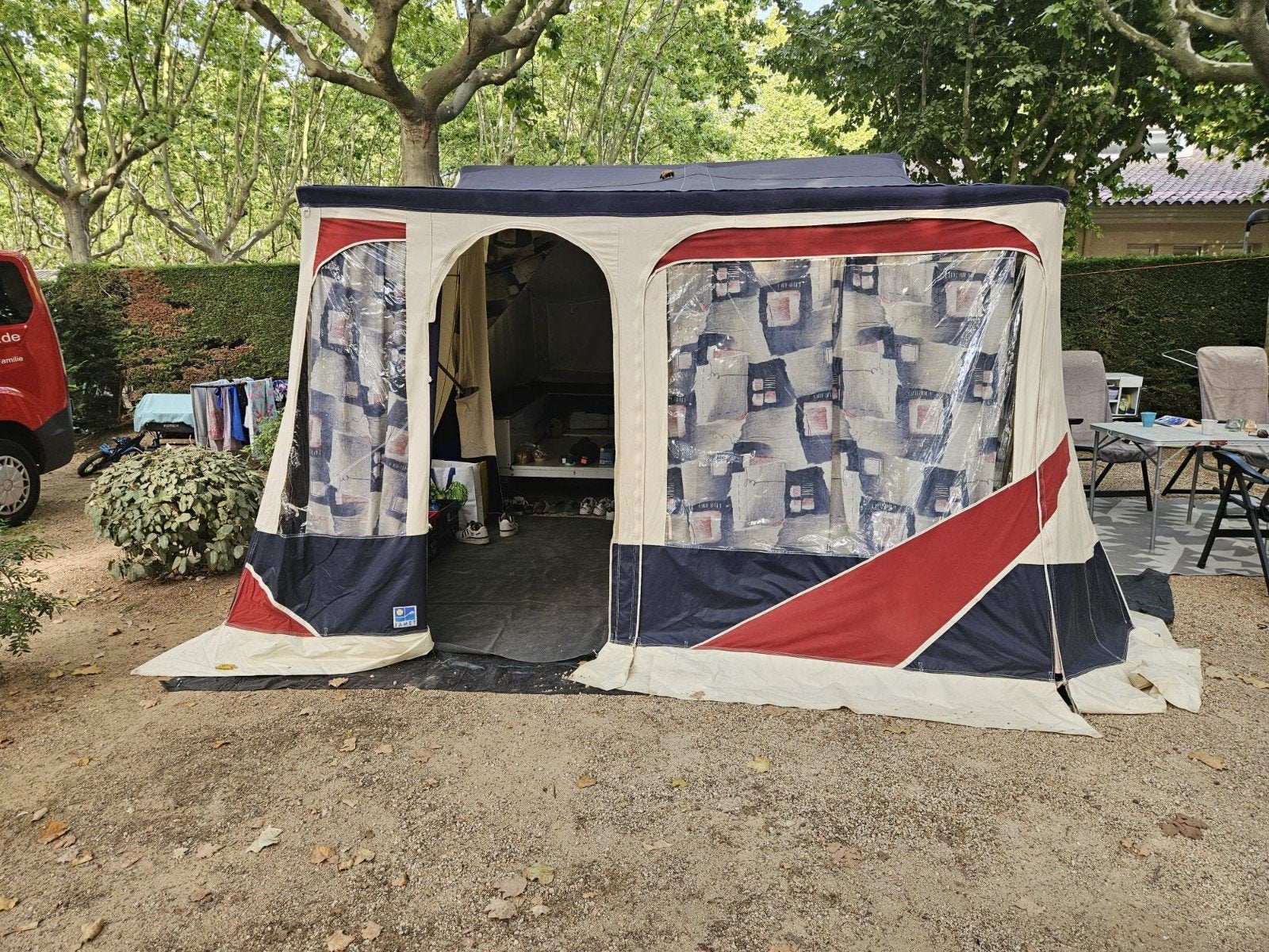 Ruime Jamet jametic vouwwagen uit 2008  met keuken, Caravans en Kamperen, Vouwwagens, Ophalen, Meerkleurig, Aanwezig, Jamet