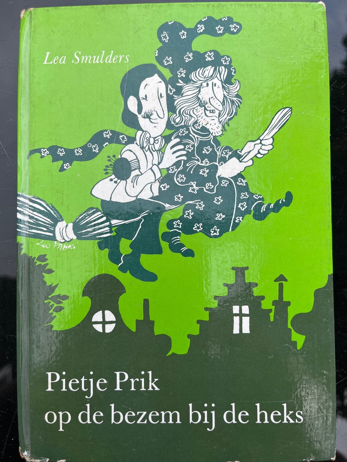 Pietje Prik op de bezem bij de heks - Lea Smulders, Boeken, Verzenden, Gelezen, Sprookjes