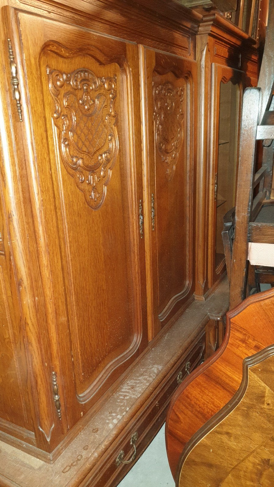 Antiek dressoir/buffetkast van massief hout, Antiek en Kunst, Ophalen