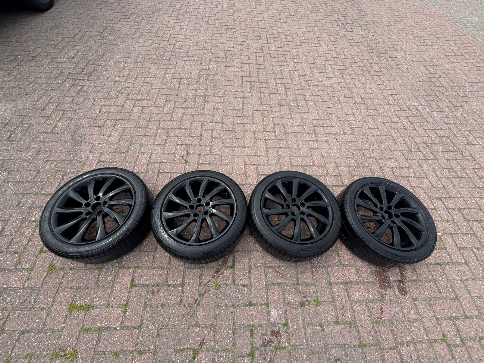 Set Alfa Romeo Giuletta velgen 17 Inch, Ophalen of Verzenden, Alfa Romeo