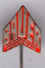 Bauer markenrad rood op zilverkl rijwielen speldje ( F_188), Verzamelen, Ophalen of Verzenden, Zo goed als nieuw, Overige onderwerpen