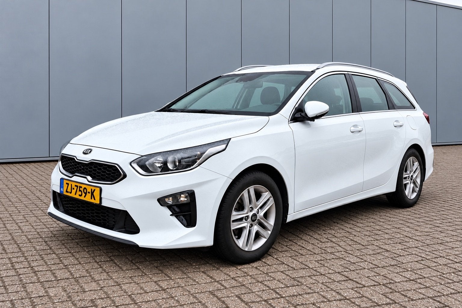 Kia Ceed Sportswagon 1.0 T-GDi DynamicLine | Navi | Camera, Auto's, Voorwielaandrijving, Stof, 600 kg, Lane Keeping Assist