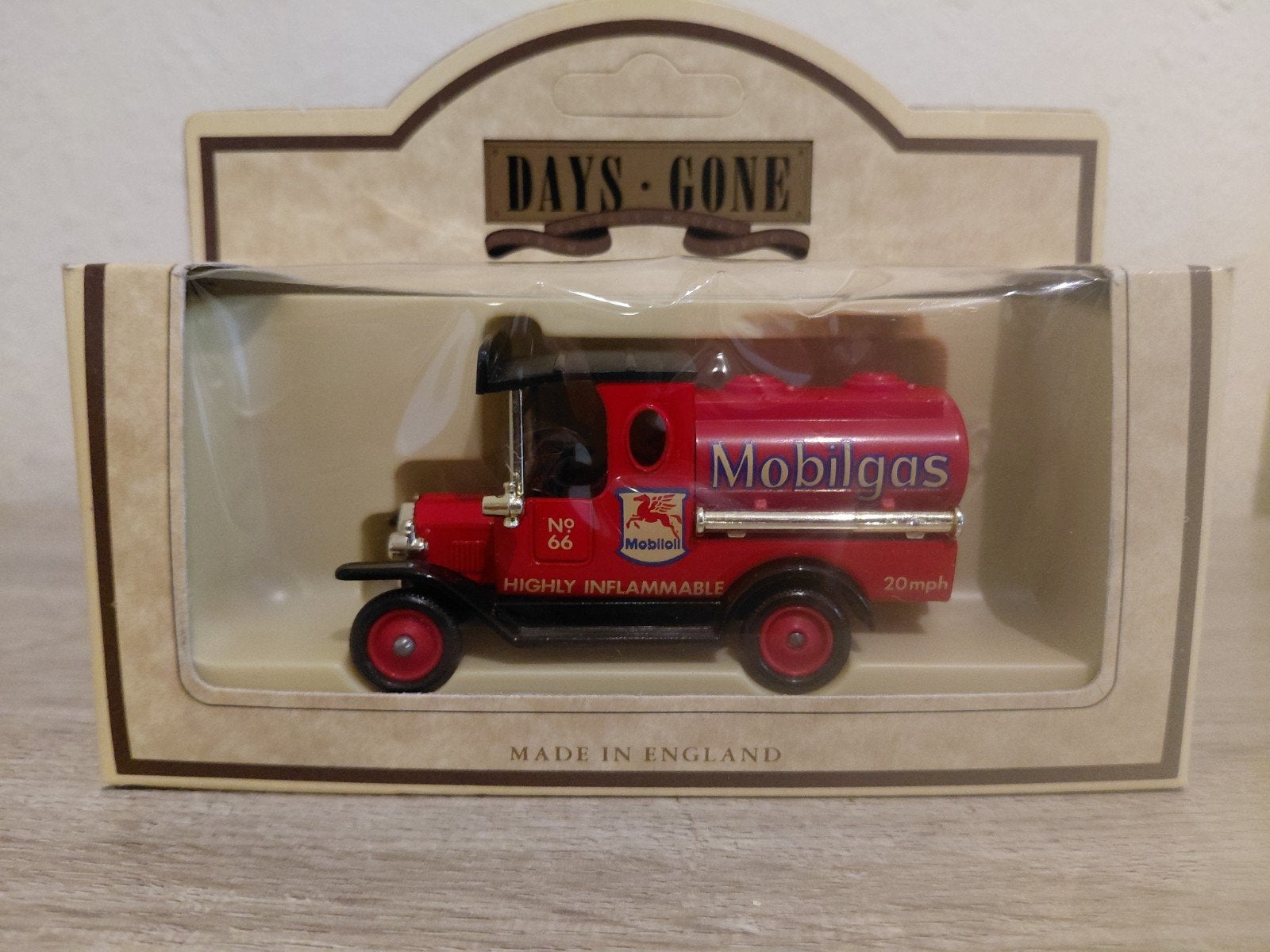 'Mobilgas' 1920 Model 'T' Ford Tanker, Overige merken, Tank, Verzenden, 1:32 tot 1:50