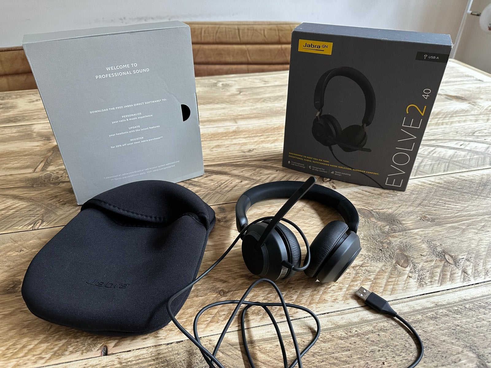 Jabra Evolve2 40 USB-A Headset - Zo goed als nieuw, Ophalen of Verzenden, Zo goed als nieuw, Inklapbare microfoon, Over-ear