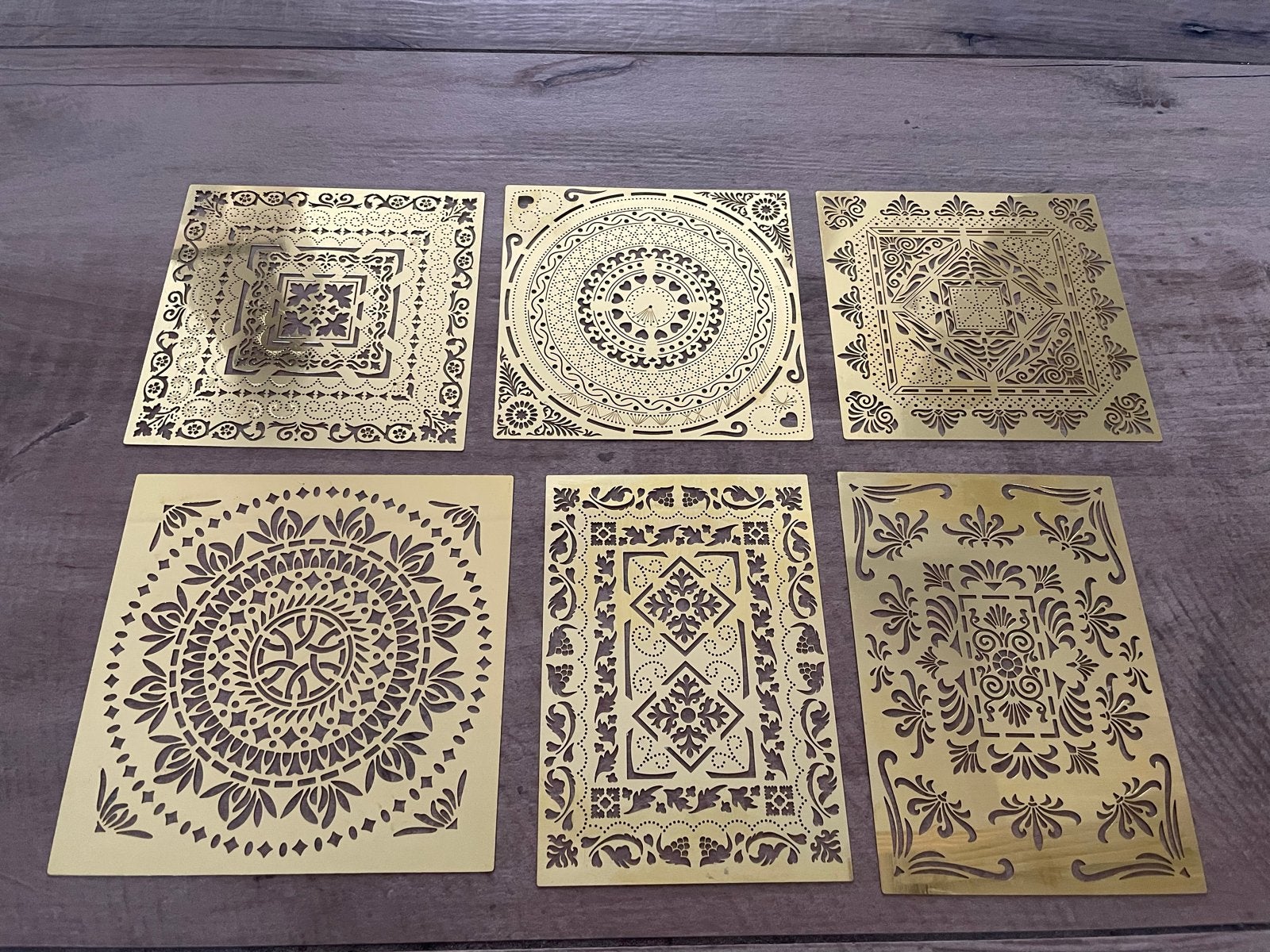 Set van 6 metalen sjablonen – mandala & ornamenten, Goud, Abstract, Gebruikt, Herbruikbaar