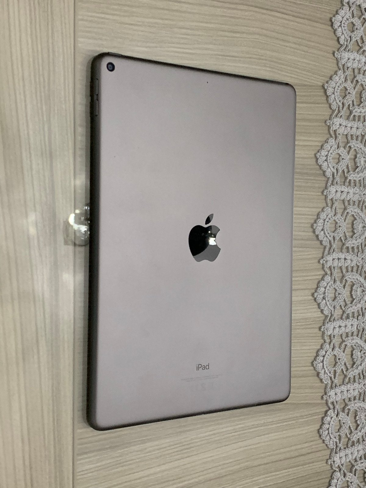 iPad Air 2019 (3e Gen) - 64GB - Zilver/Grijs - Zo goed als n, Computers en Software, Apple iPads, Apple iPad Air, Zo goed als nieuw