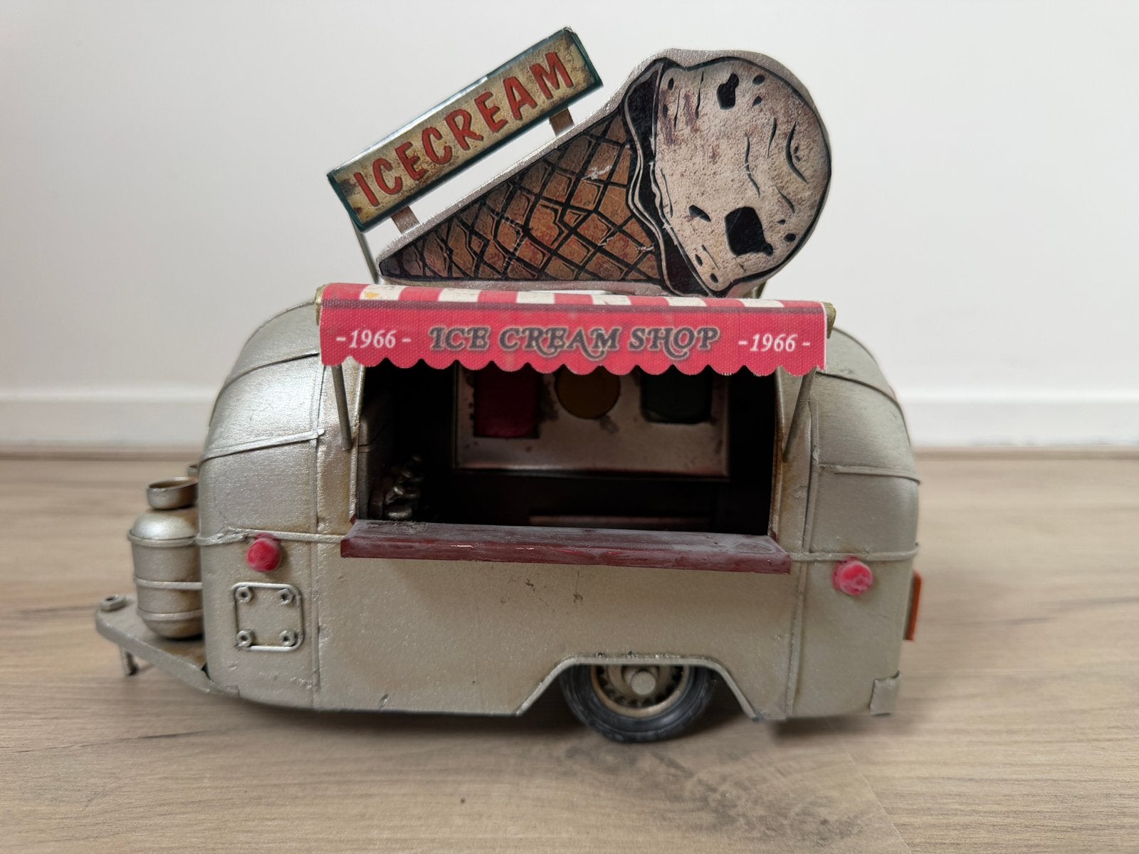 Miniatuur caravan ice cream shop (leuk voor kerstdorp), Ophalen of Verzenden, Nieuw