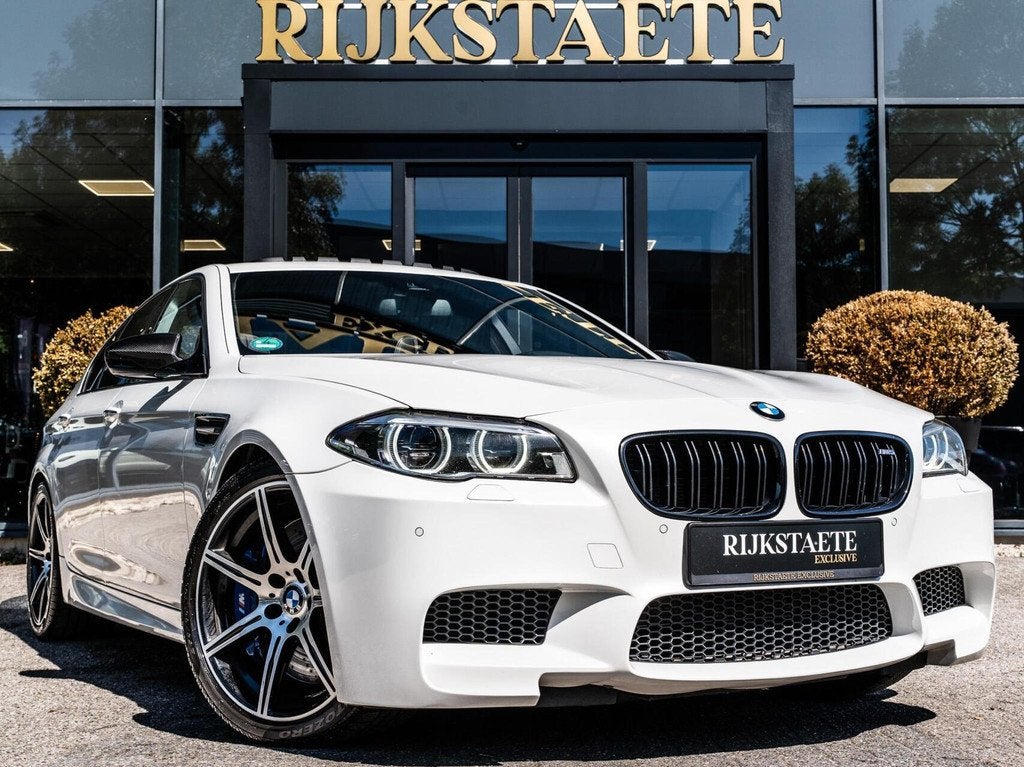 BMW 5-serie M5 Competition 1/200|PANO|ALCANT.HEMEL|CAMERA, Auto's, Automaat, Achterwielaandrijving, Gebruikt, 2000 kg