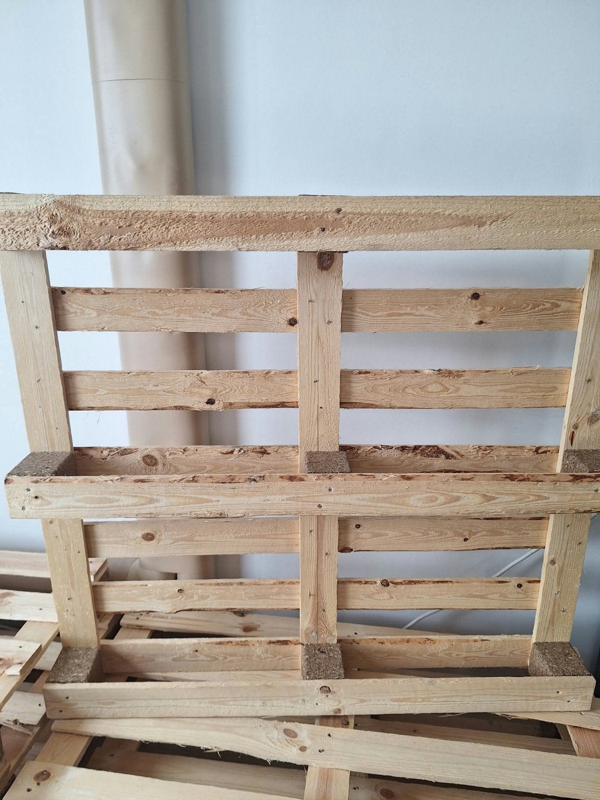 3 pallets, gratis af te halen, Ophalen, 25 tot 50 mm, Zo goed als nieuw, Pallet