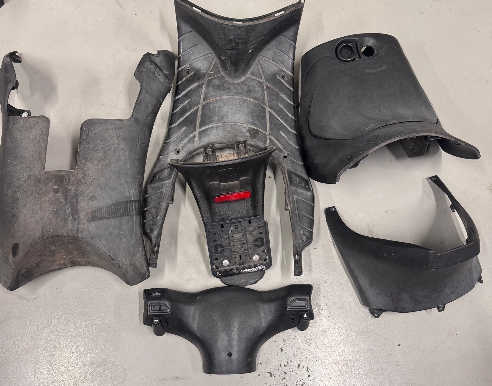 piaggio zip 2000 binnenkappenset compleet, Ophalen of Verzenden, D, D, D
