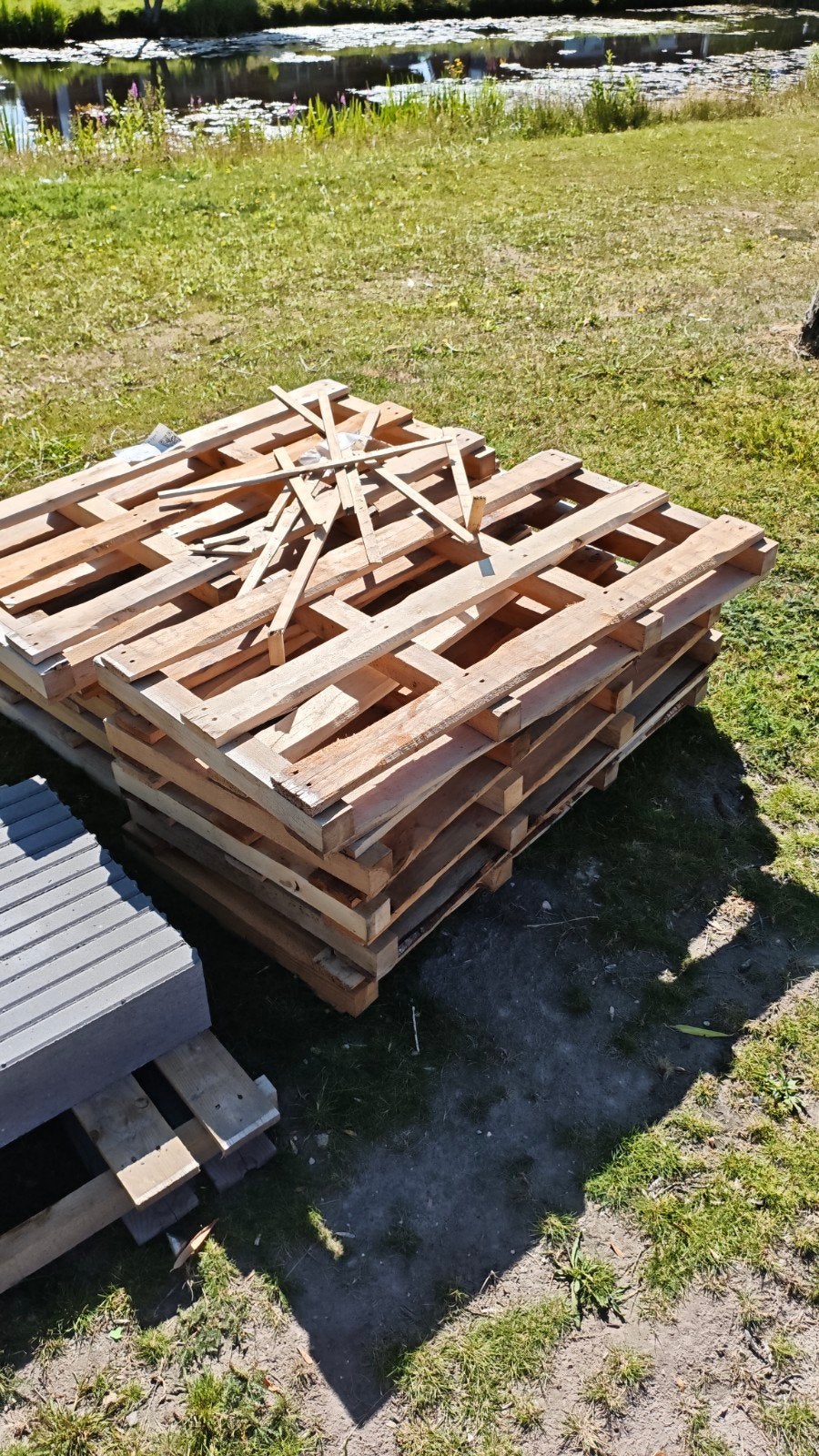 Gratis hout pallets, Minder dan 3 m³, Ophalen
