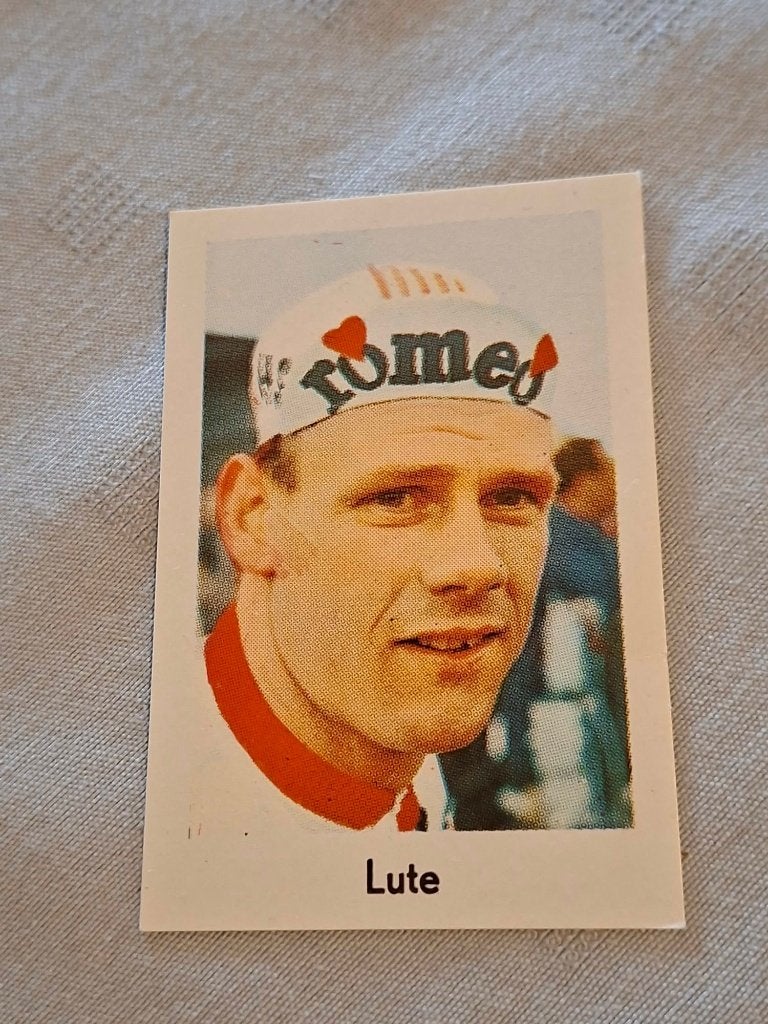 Vintage wielrennerskaart Lute - Romeo, Verzenden, Gebruikt, Overige sporten, Poster, Plaatje of Sticker