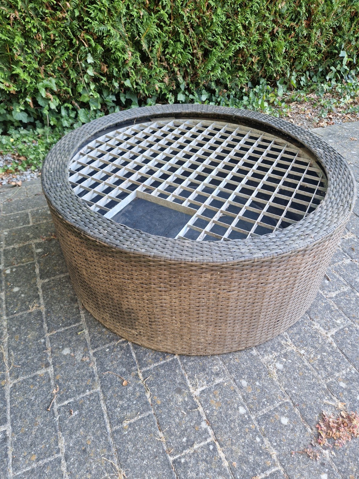Ronde kuip / bloembak vijvertje met vlechtwerk 9, Ophalen, Kunststof, Gebruikt, Rond