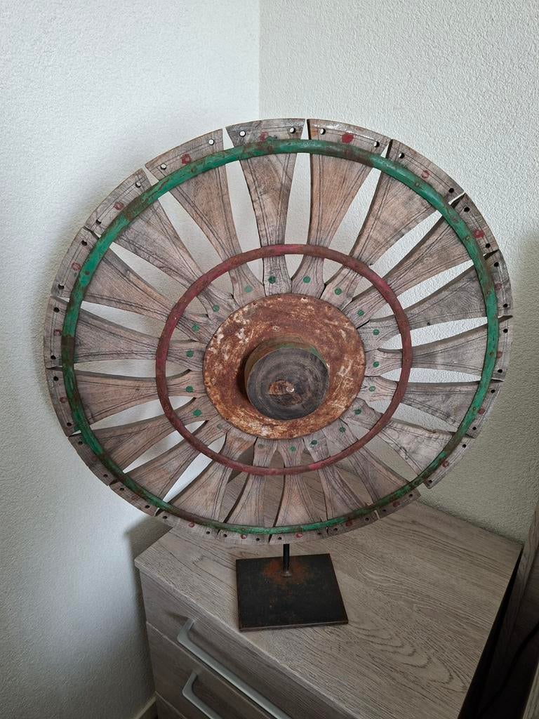 Houten wiel op voet., Huis en Inrichting, Woonaccessoires | Overige, Ophalen