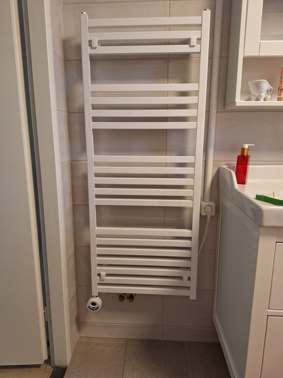Elektrische radiator met afstandsbediening, Ophalen, Radiator, Minder dan 60 cm, Zo goed als nieuw