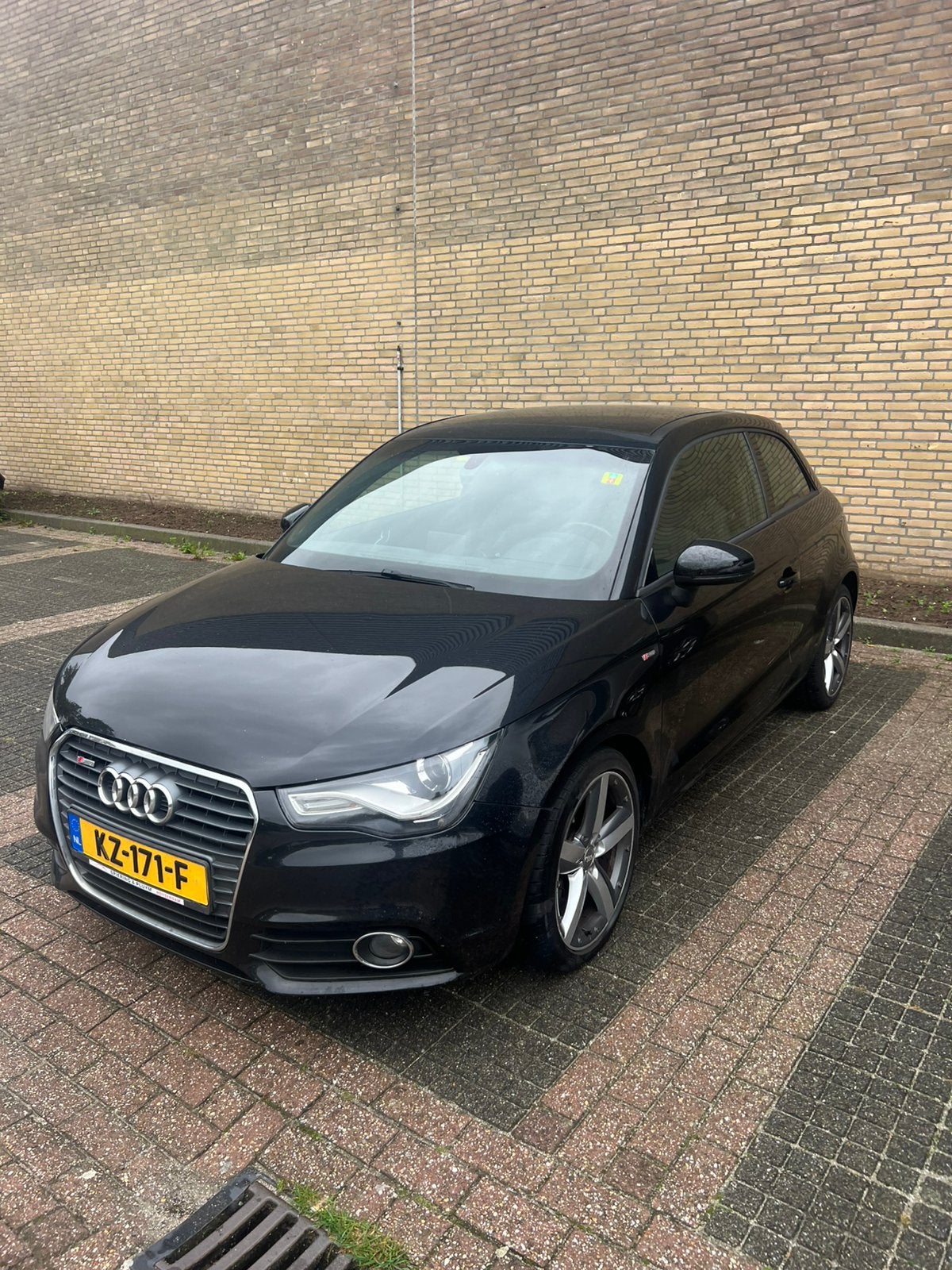Audi A1 1.4 S-tronic  | APK 07-2027 | storing |veel gedaan, Auto's, A1, 4 cilinders, 4 stoelen, 1200 kg