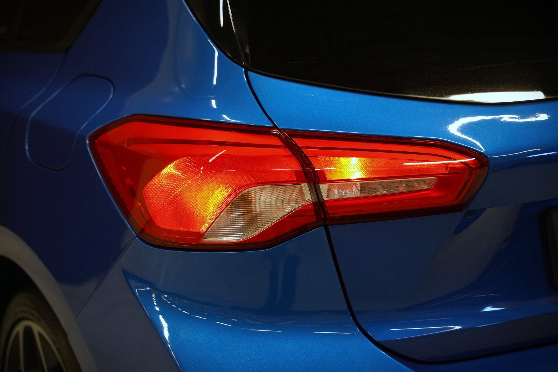 Foto 22 van Ford Focus 1.0 EcoBoost ST Line Business | Panoramadak | Ban