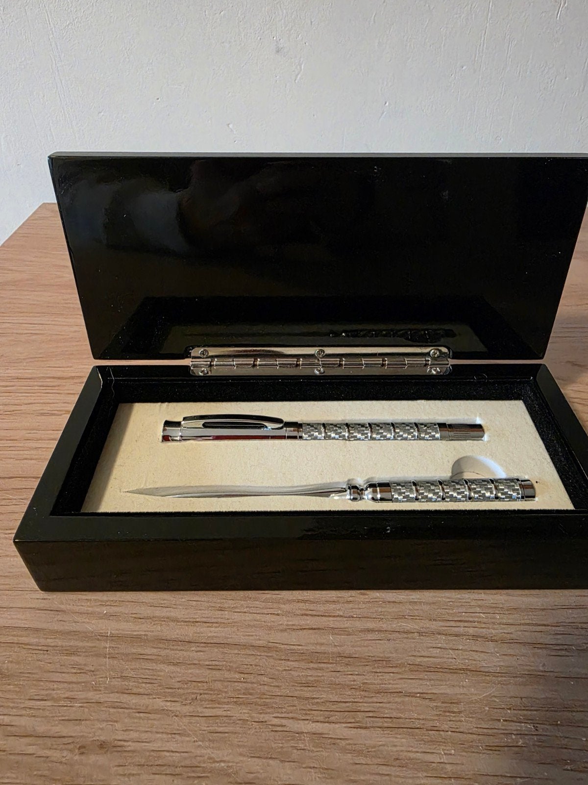 Luxe Pennenset met Briefopener in Zwarte Doos, Verzamelen, Overige merken, Pennenset, Met doosje, Ophalen of Verzenden
