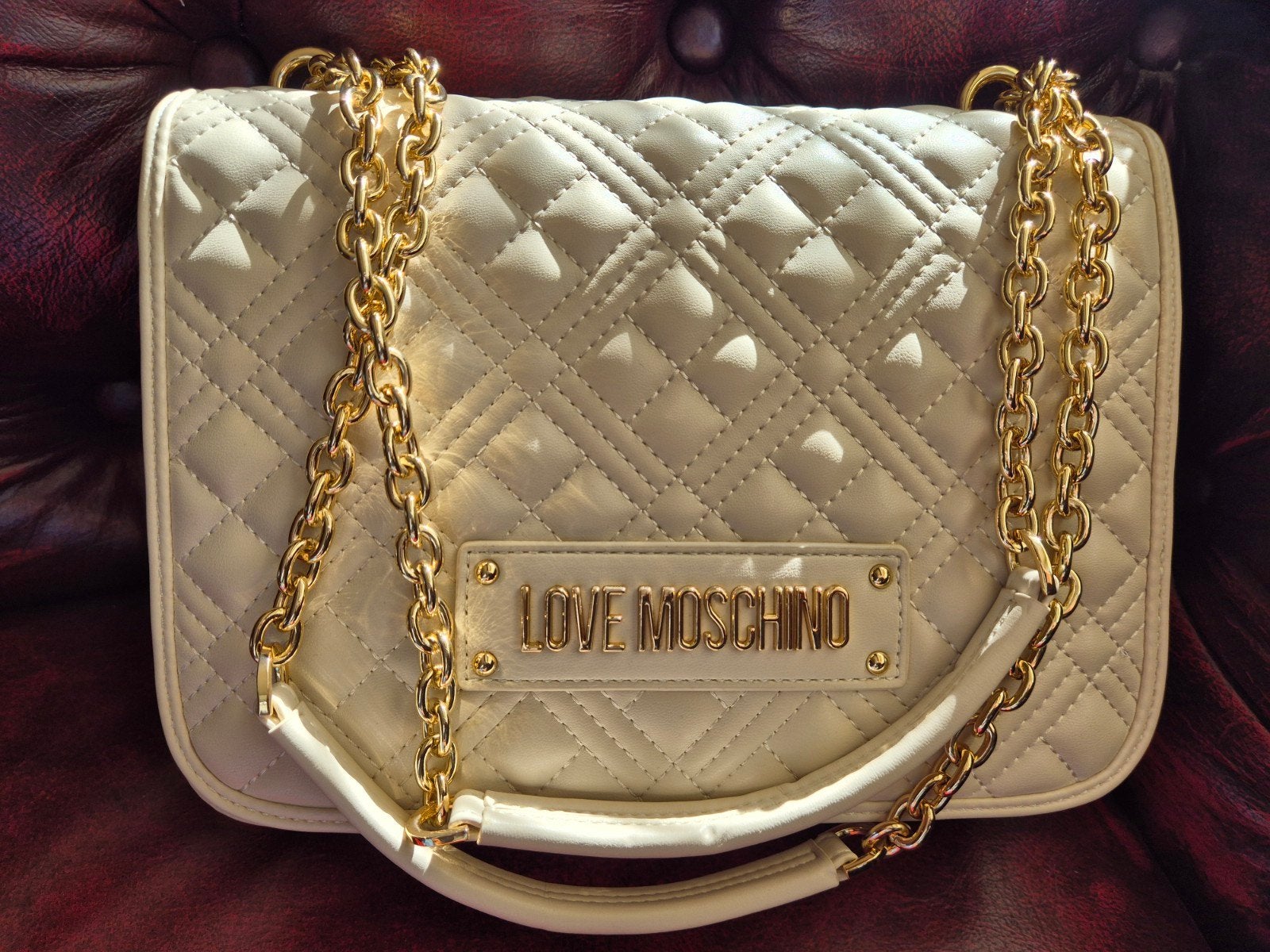 Love Moschino super quilted  chain Schoudertas - Crème/Gebr, Ophalen of Verzenden, Zo goed als nieuw, Beige, Schoudertasje