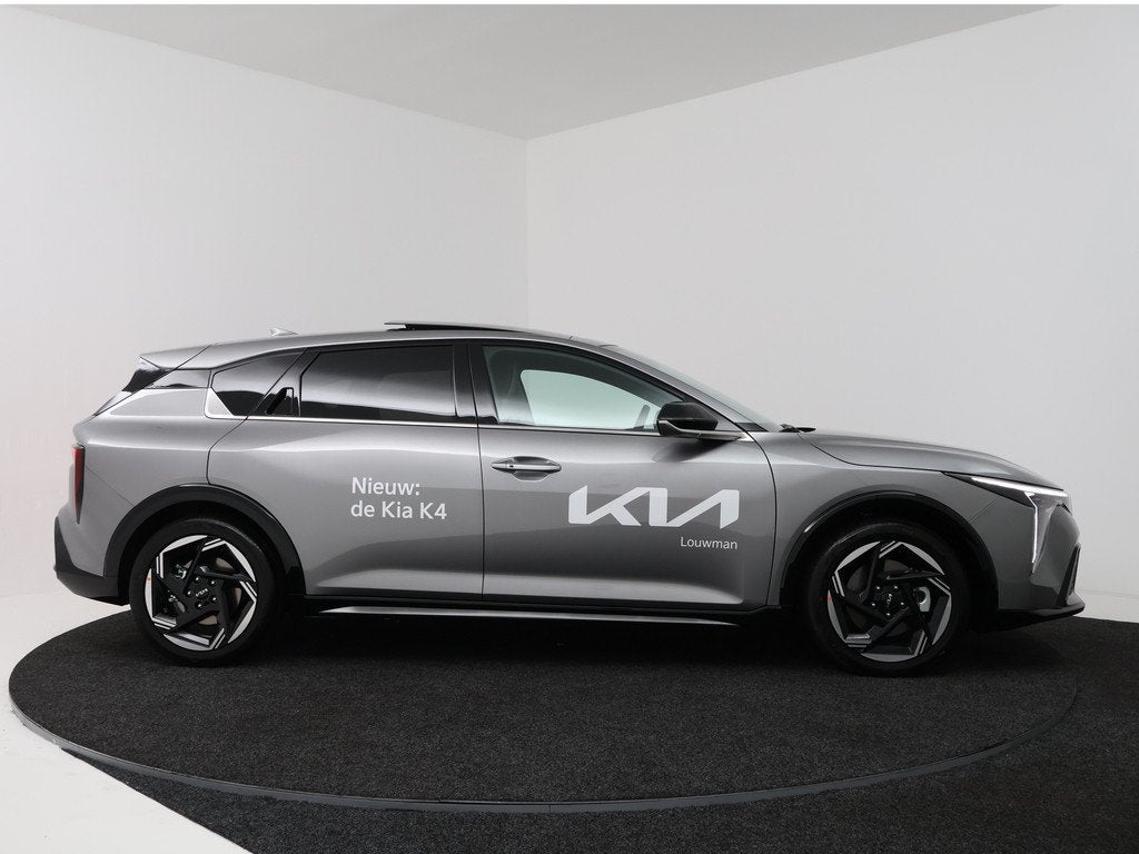 Kia K4 1.0 T-GDi MHEV GT-Line Launch Edition (pano) | Compan, Auto's, Kia, 12 maanden, 710 kg, Bedrijf, Kia Top Selectie