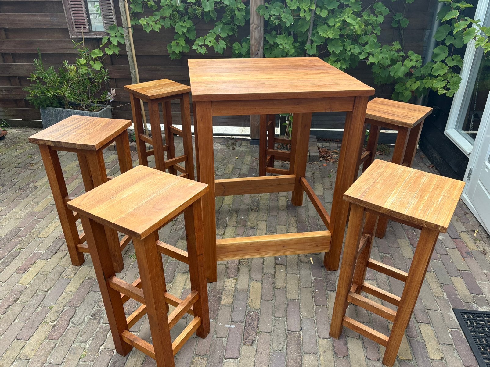 Bartafel met 6 krukken teakhout, Ophalen, Gebruikt