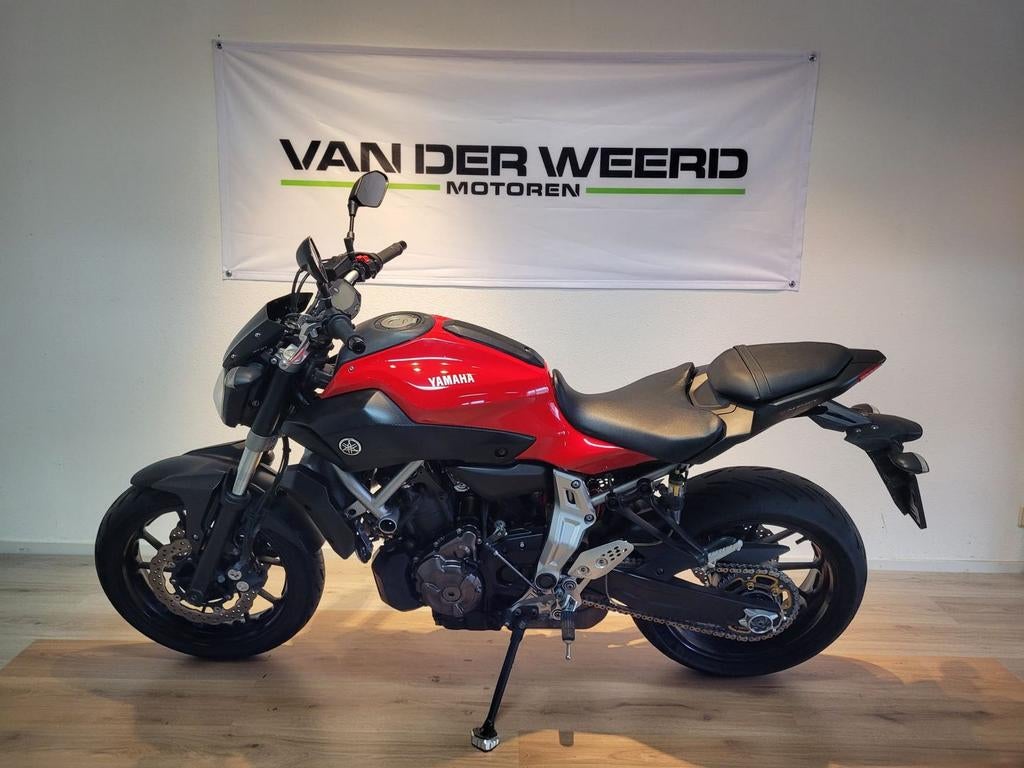 YAMAHA MT 07 ABS (bj 2014), Motoren, 2 cilinders, Motorrijbewijs A, Bedrijf, Onbekend