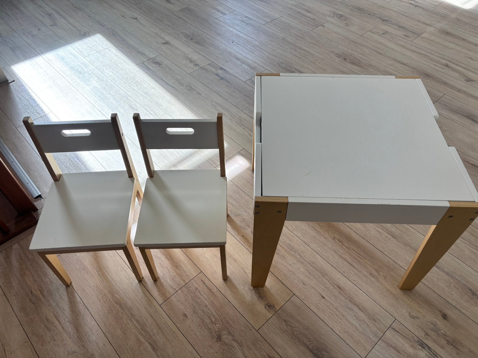 KidsIdee tafeltje met 2 stoeltjes, Kinderen en Baby's, Ophalen of Verzenden, Gebruikt, Tafel(s) en Stoel(en)