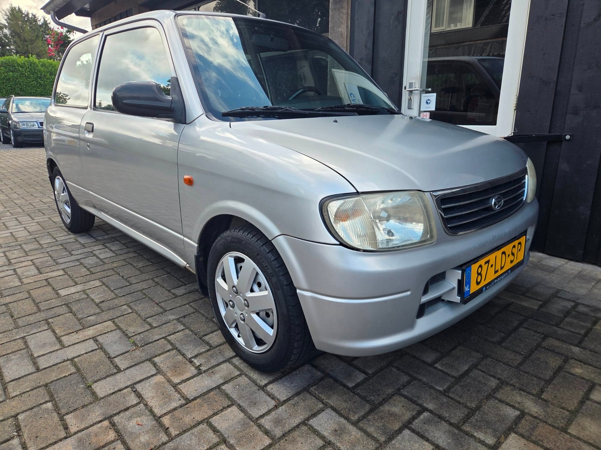 Daihatsu Cuore 1.0-12V DVVT STi AUTOMAAT, Auto's, Daihatsu, 18 €/maand, 4 stoelen, Cuore, Origineel Nederlands