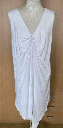 Yoek tuniek maat 50/52[v]