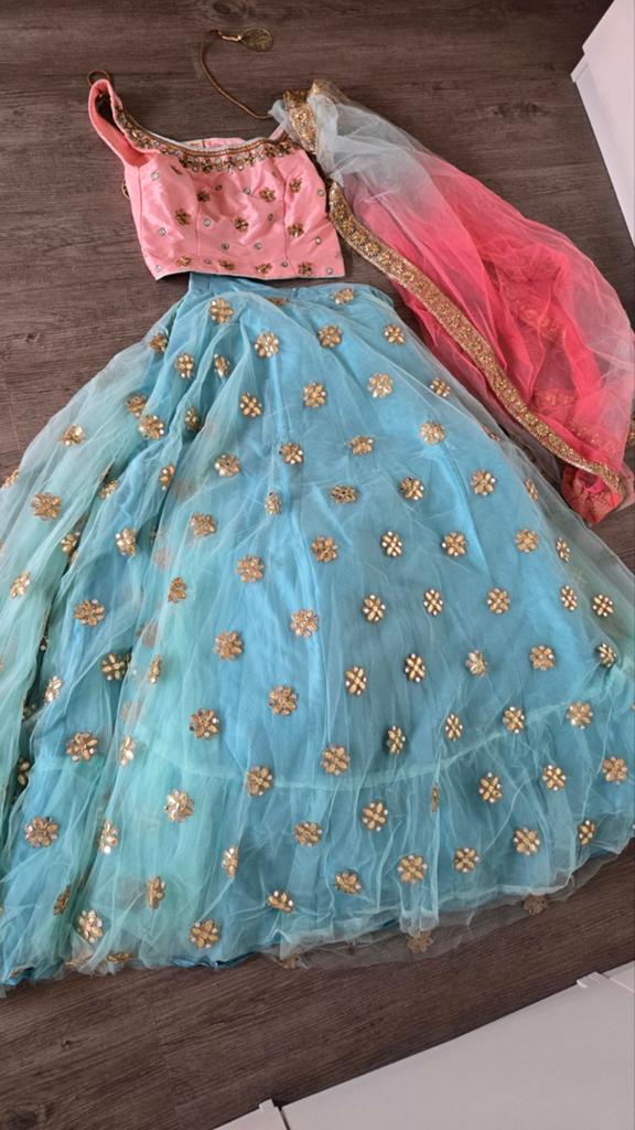 Indiase kleding / bollywood, Ophalen of Verzenden, Zo goed als nieuw, Maat 34 (XS) of kleiner, Overige typen