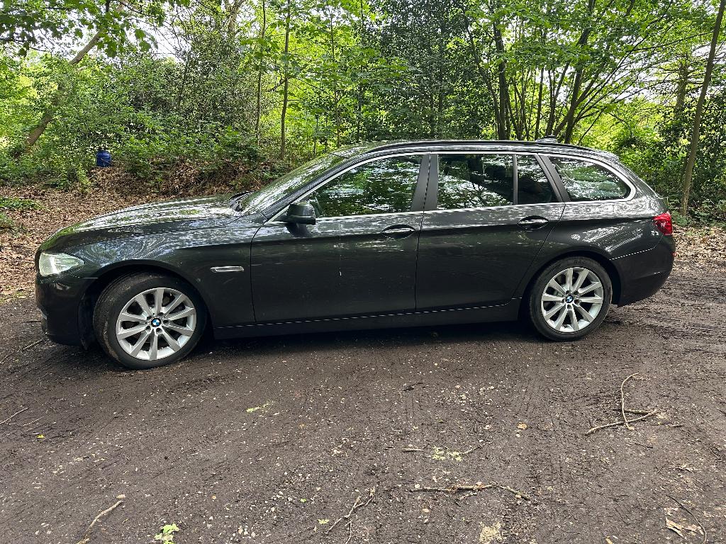 Bmw serie 5, Auto's, Automaat, Euro 6, 190 pk, Stationwagon