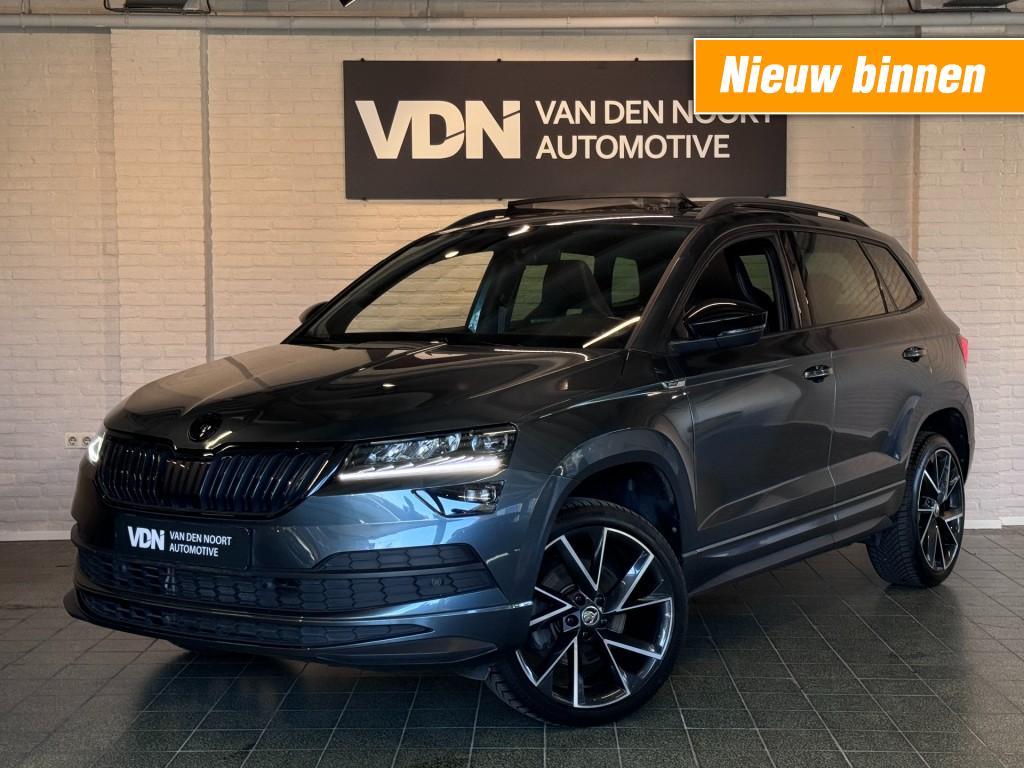 Skoda KAROQ 1.5 TSI ACT Sportline Business DSG Pano Virtual, Automaat, 4 cilinders, Karoq, Bedrijf