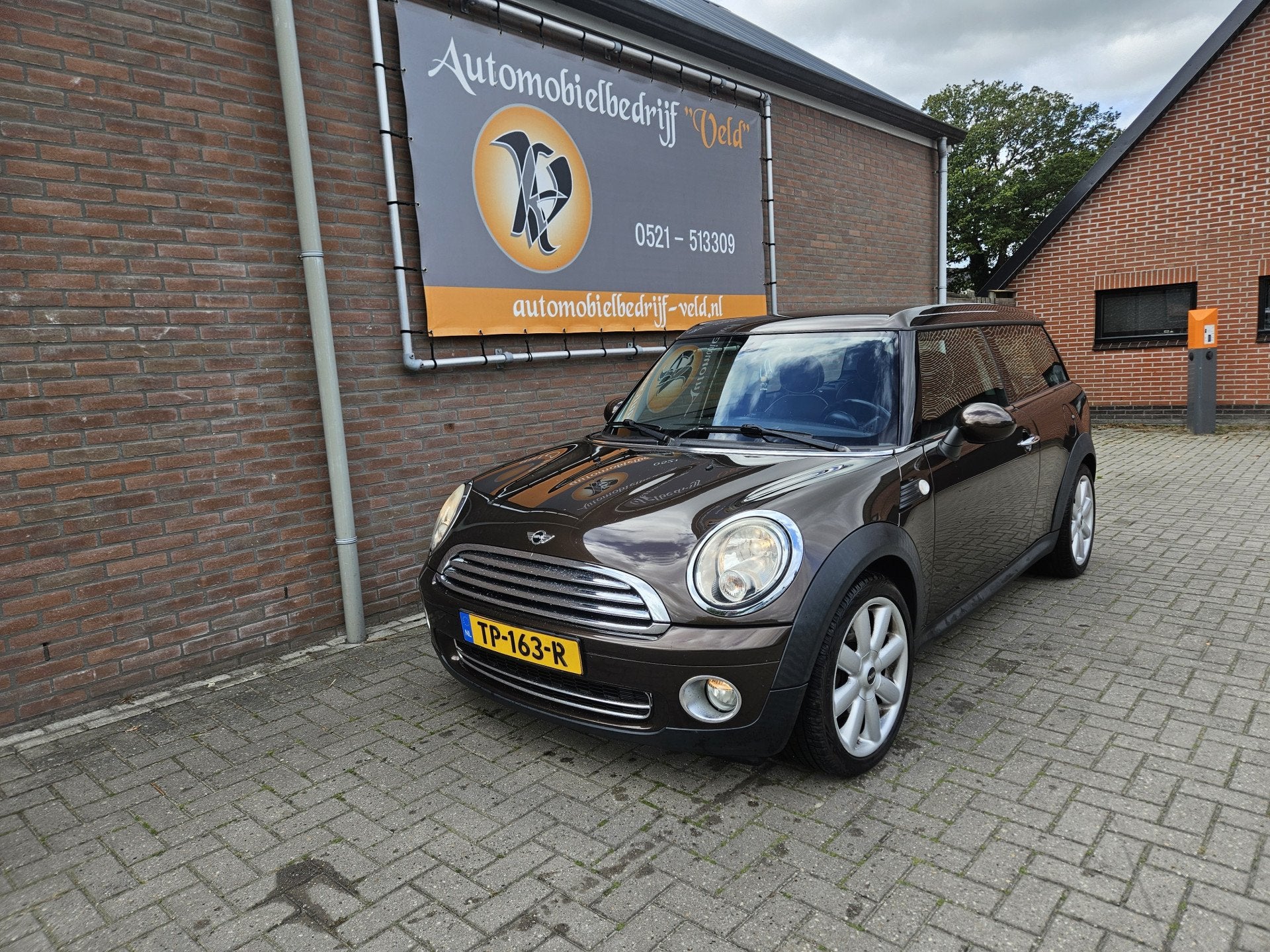MINI Clubman 1.6 Cooper Chili (bj 2010), Voorwielaandrijving, Gebruikt, 4 cilinders, Bruin