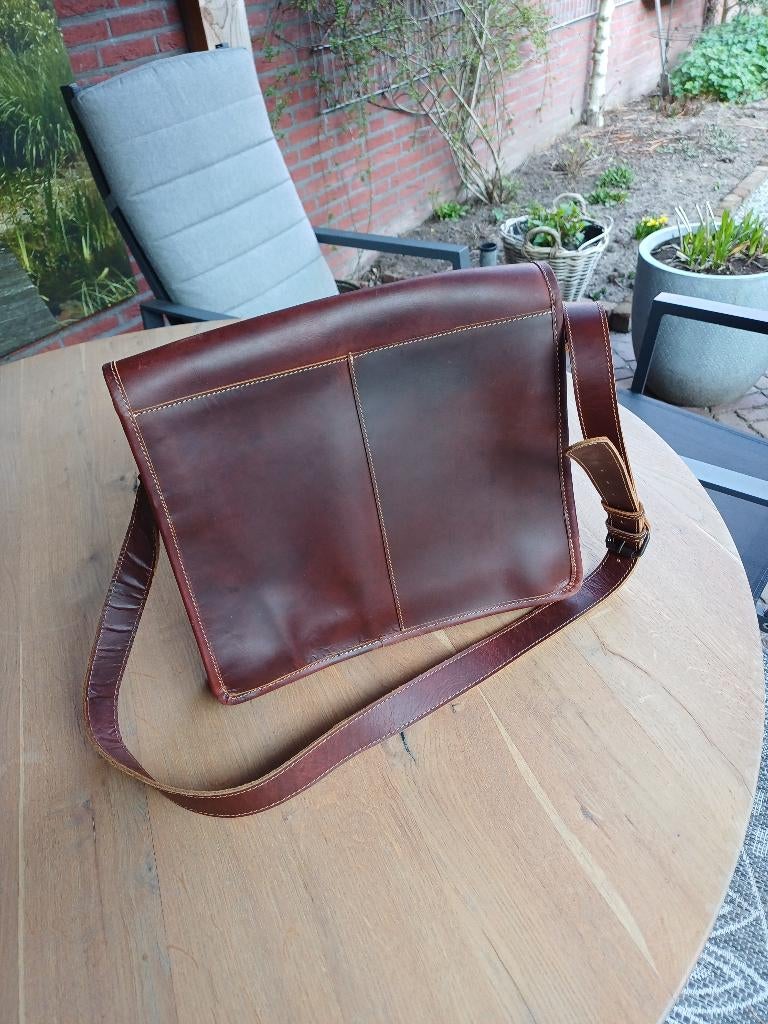 NIEUWE Gusti leren akte/schoudertas, Bruin, Nieuw, Leer, Ophalen