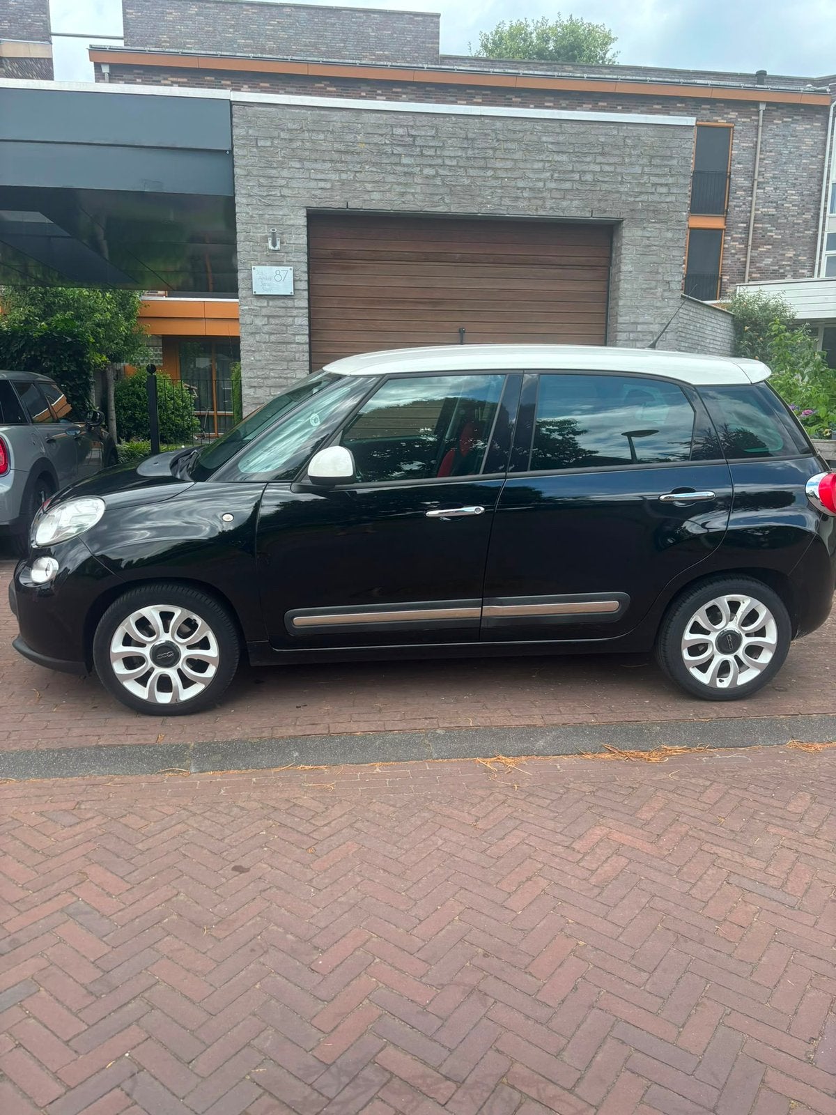 Fiat 500L TwinAir Turbo 105 Easy – 105 pk – benzine, Auto's, Zwart, Origineel Nederlands, Handgeschakeld, Particulier