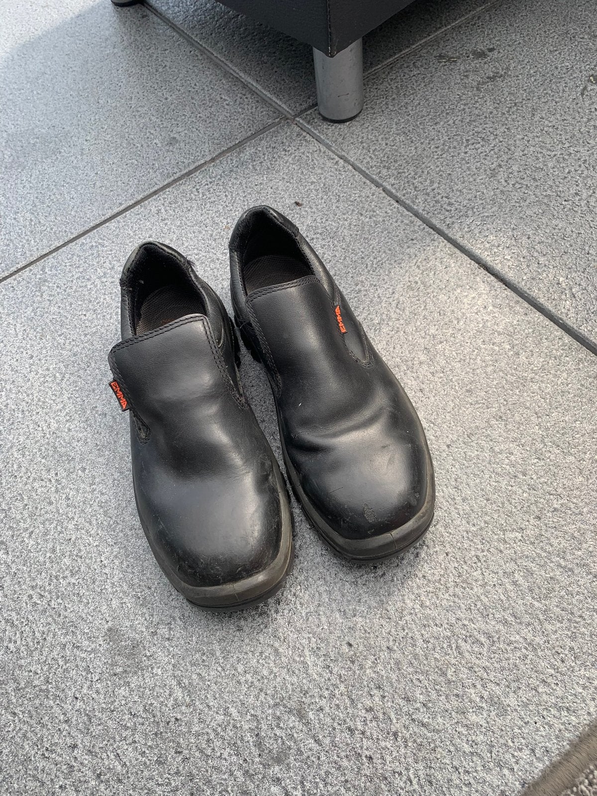 En werkschoenen, Ophalen of Verzenden, Zo goed als nieuw